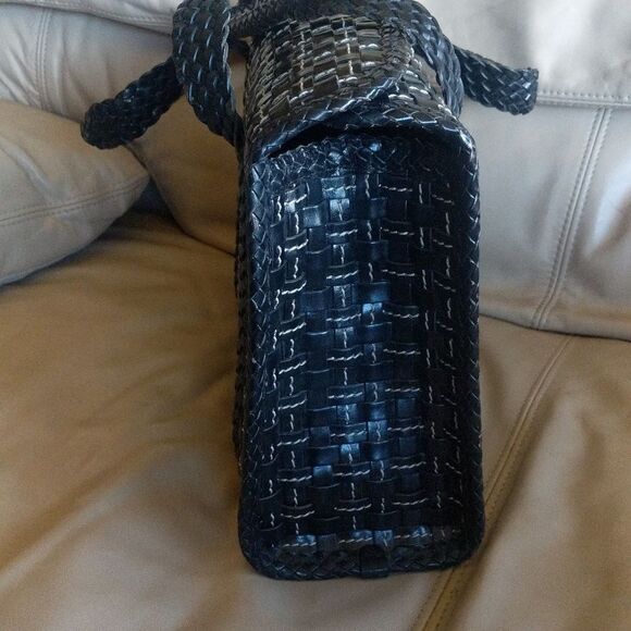 Vintage 90s Black Woven Leather Handbag - Picture 5 of 17